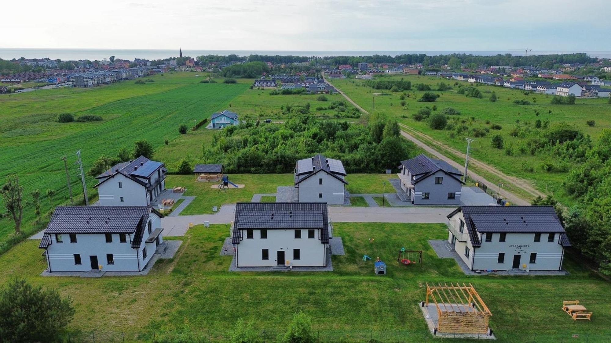 Apartamenty Pod Sosnami サルビノボ エクステリア 写真